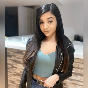 Meet your Posher, Alyssa